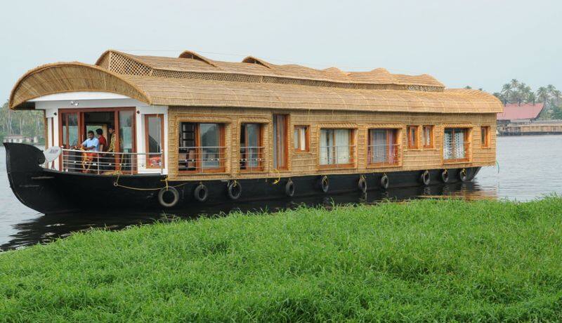 Sarangi Houseboat, Alleppey 3